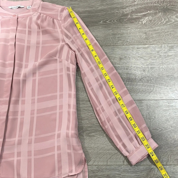 Isaac Mizrahi Live! Long Sleeve Pink Plaid Button Front Blouse 8 - Picture 13 of 16